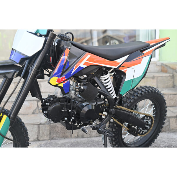 kросов мотор 125 кубика, четиритактов, 19" предна гума, 85км/ч, 7kw, ip54, оранжев