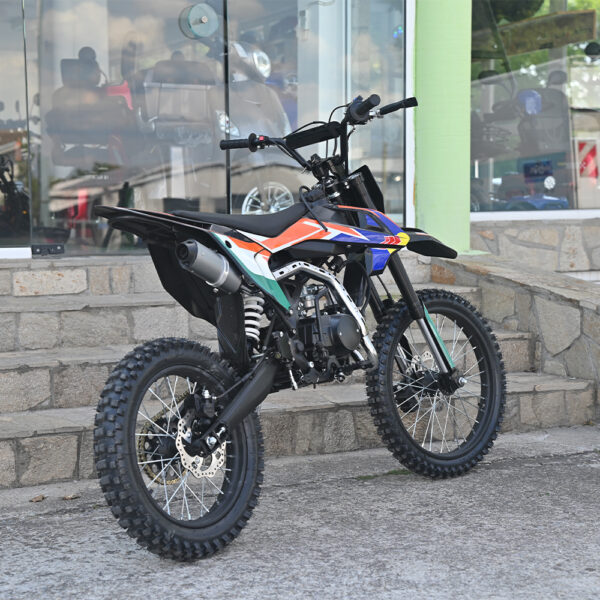 kросов мотор 125 кубика, четиритактов, 19" предна гума, 85км/ч, 7kw, ip54, оранжев