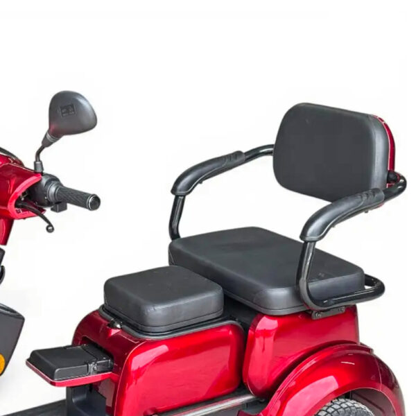 Двуместна електрическа четириколка volt electric comfort duo, 2000w, 60v, 20ah, ce сертификат, червен металик