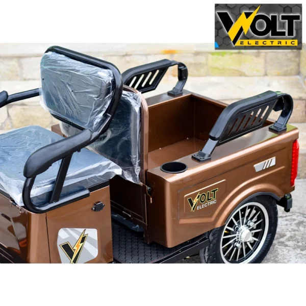 Двуместна карго електрическа триколка volt energy a10 1500w, 48v, 20ah, златистокафява