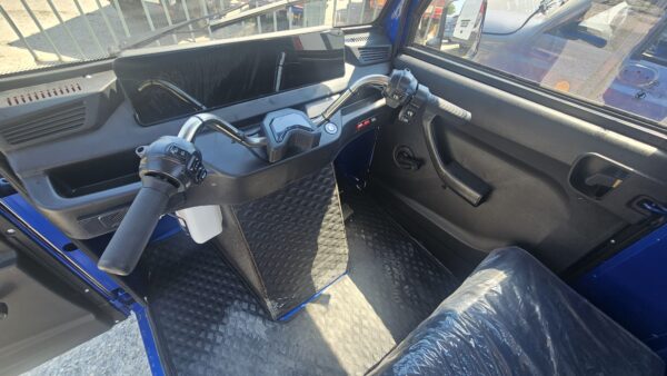 Професионална товарна електрическа триколка с кабина, товароносимост 600 кг, bullmax cargo cab 4000w, синя