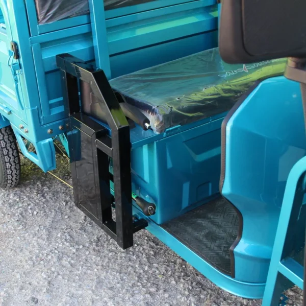 Селскостопанска товарна електрическа триколка 2000w с покрив, 600 кг товар, 60v, 45ah, синя
